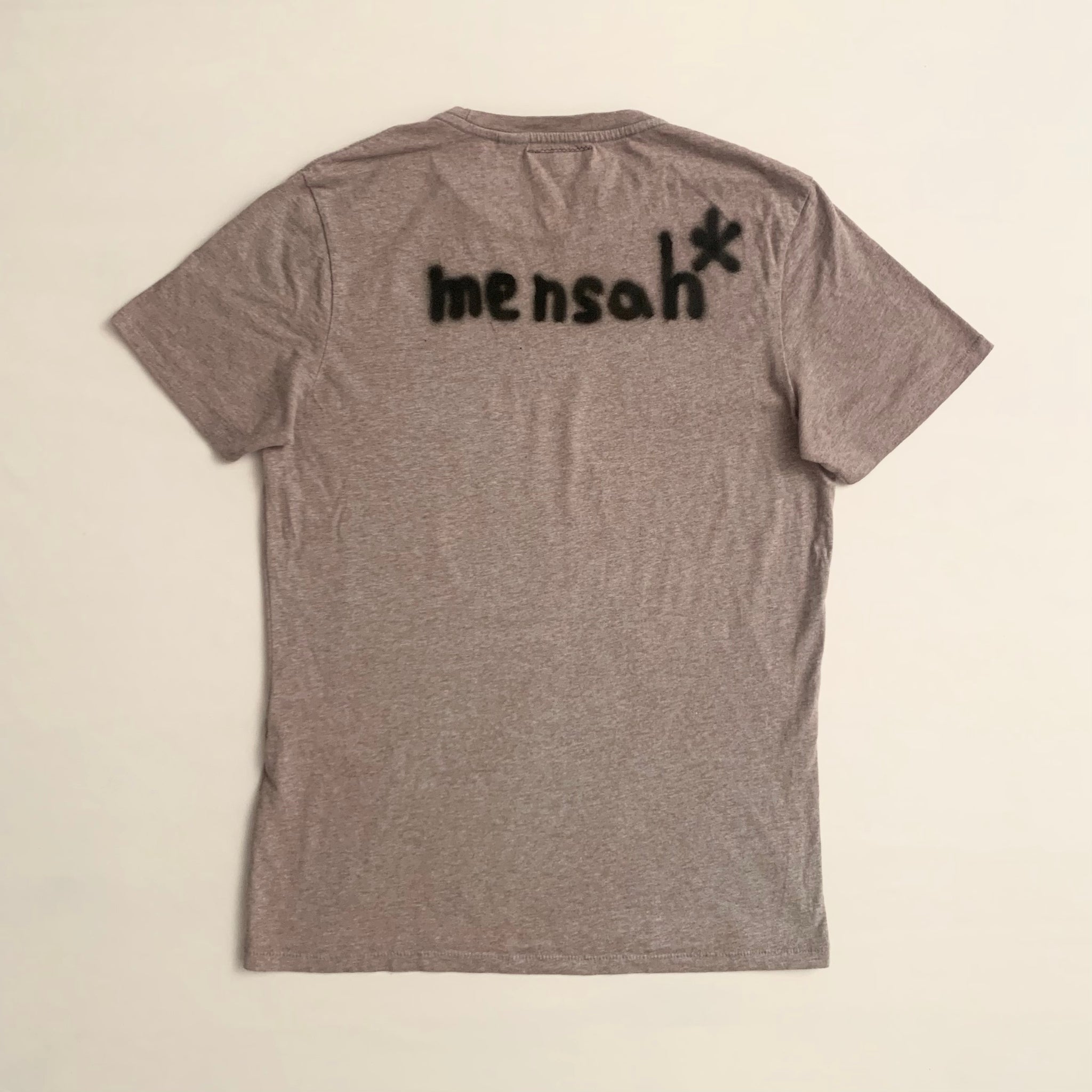 It's a beautiful day* Levi’s Tee (M) - mensah*