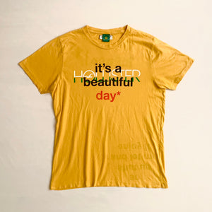 It's a beautiful day* Hollister Tee (L) - mensah*