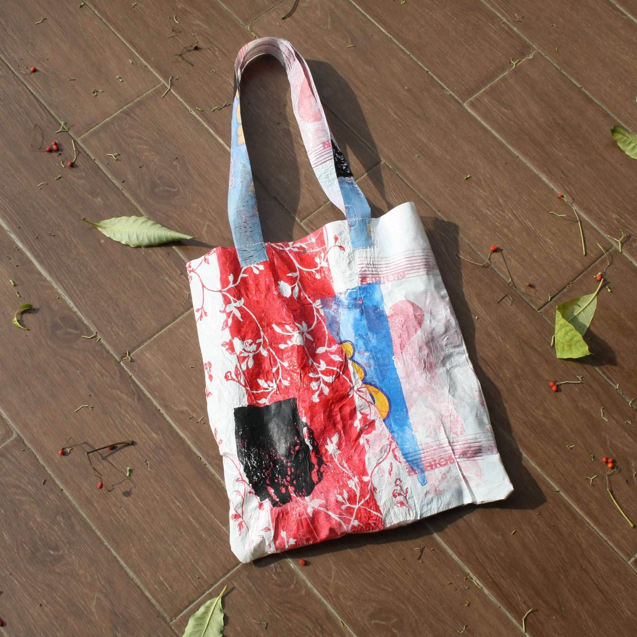 Upcycled Plastic Tote Bag - Kubolor Studios x mensah*